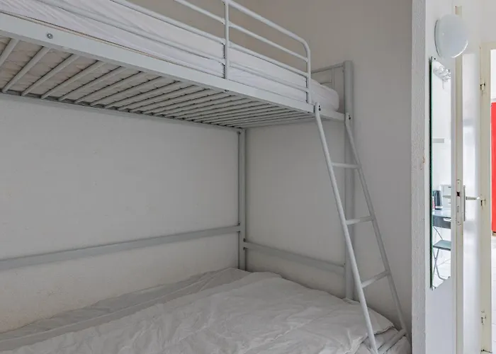 Palme D Or N 37 - 2p6c * Agde